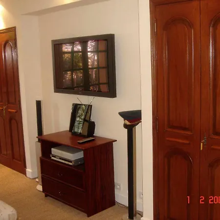 Provencal 7-Bedroom Villa In Antibes Juan Les Pins Вілла
