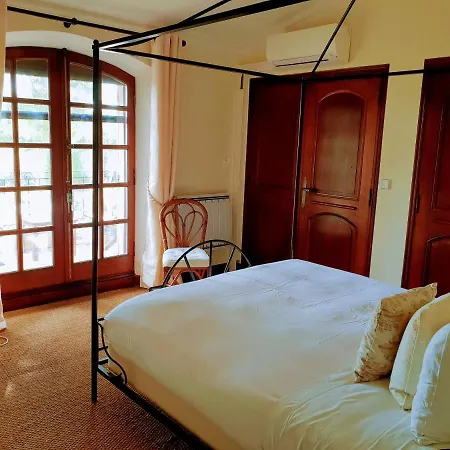Provencal 7-Bedroom Villa In Antibes Juan Les Pins Villa